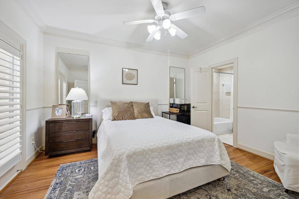 Secondary Bedroom Downtsairs.