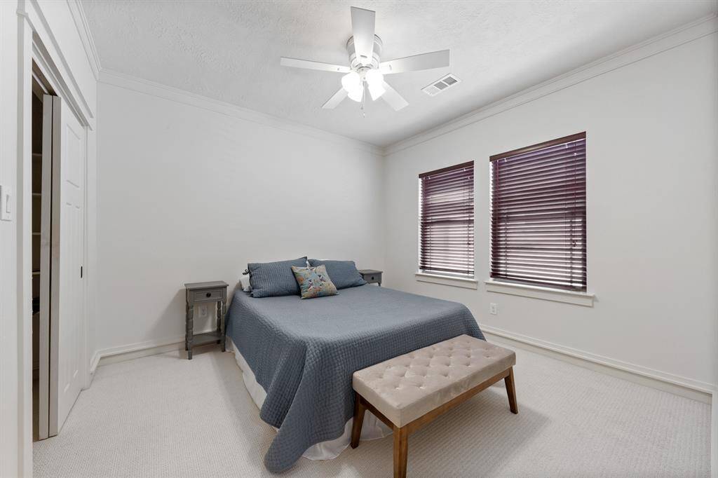 Spacious secondary.