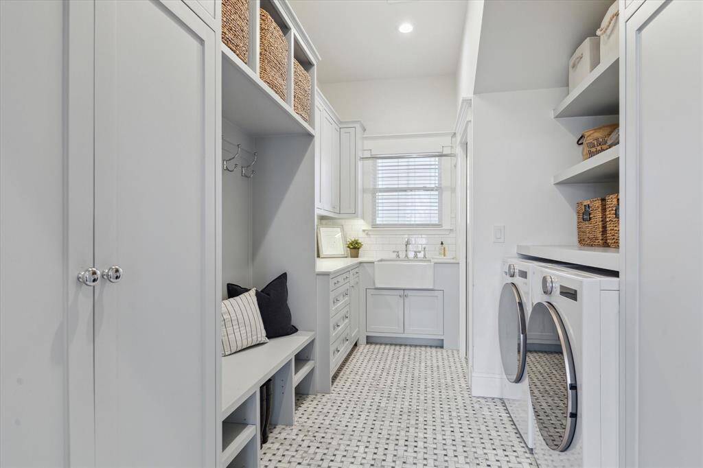 Laundry/ Mudroom (first floor)