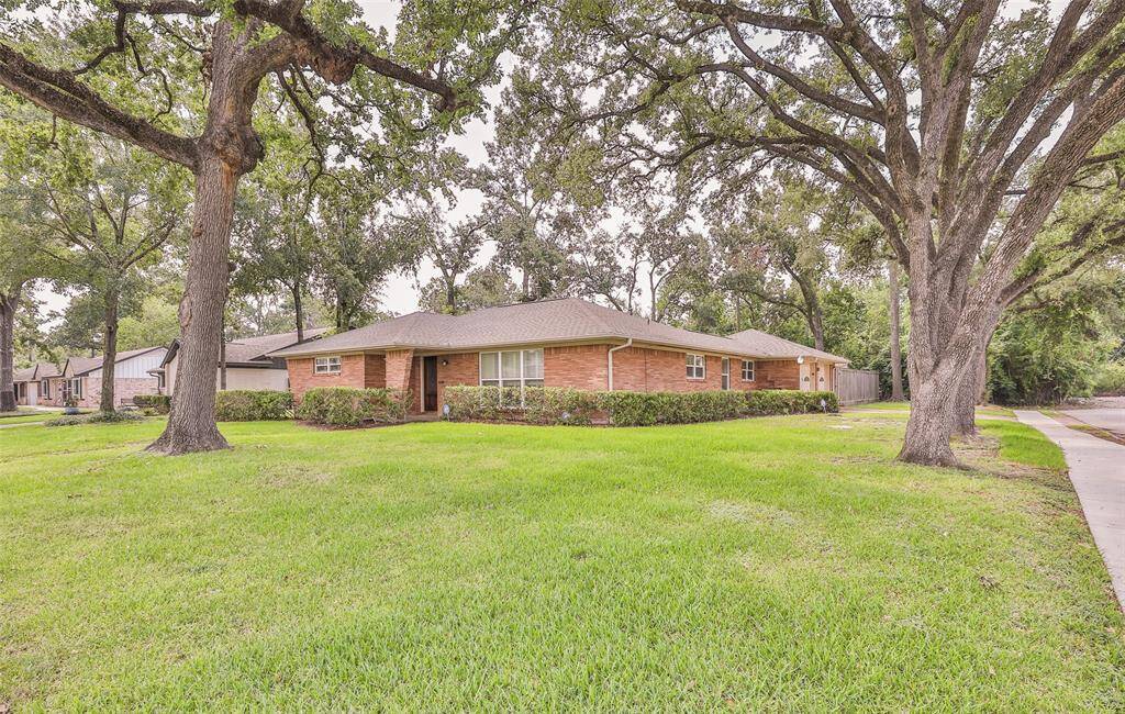 This well kept home features 3 bedrooms with 2 full baths.