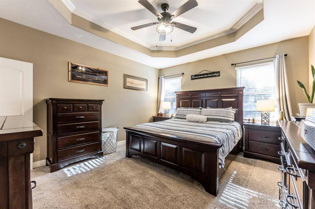 Tray ceilings, soft natural light, and plenty of space to unwind—this dreamy retreat is all about slow mornings, early nights, and the kind of peace you can’t put a price on.