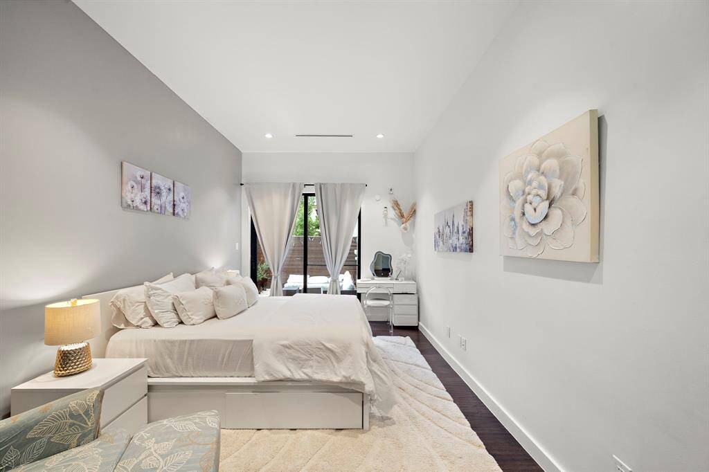 Bedroom - 1st floor