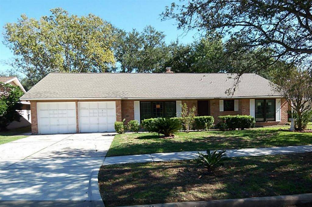 Established quiet neighborhood.