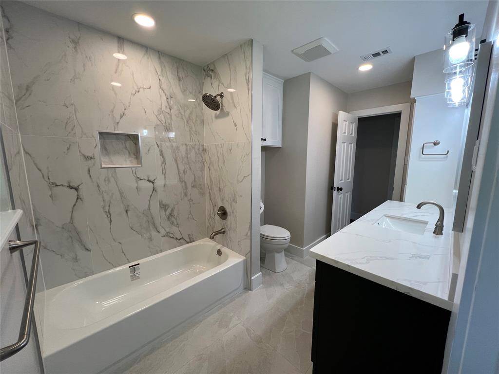 Secondary Bath