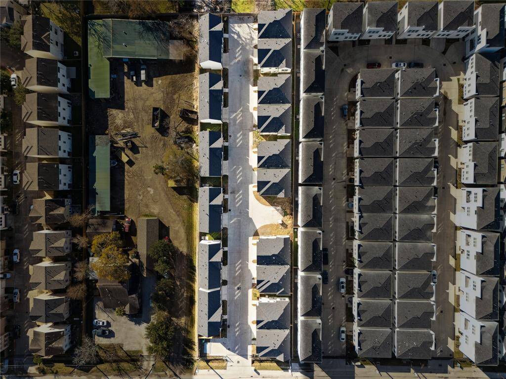 Modern homes, urban convenience, and a private retreat.