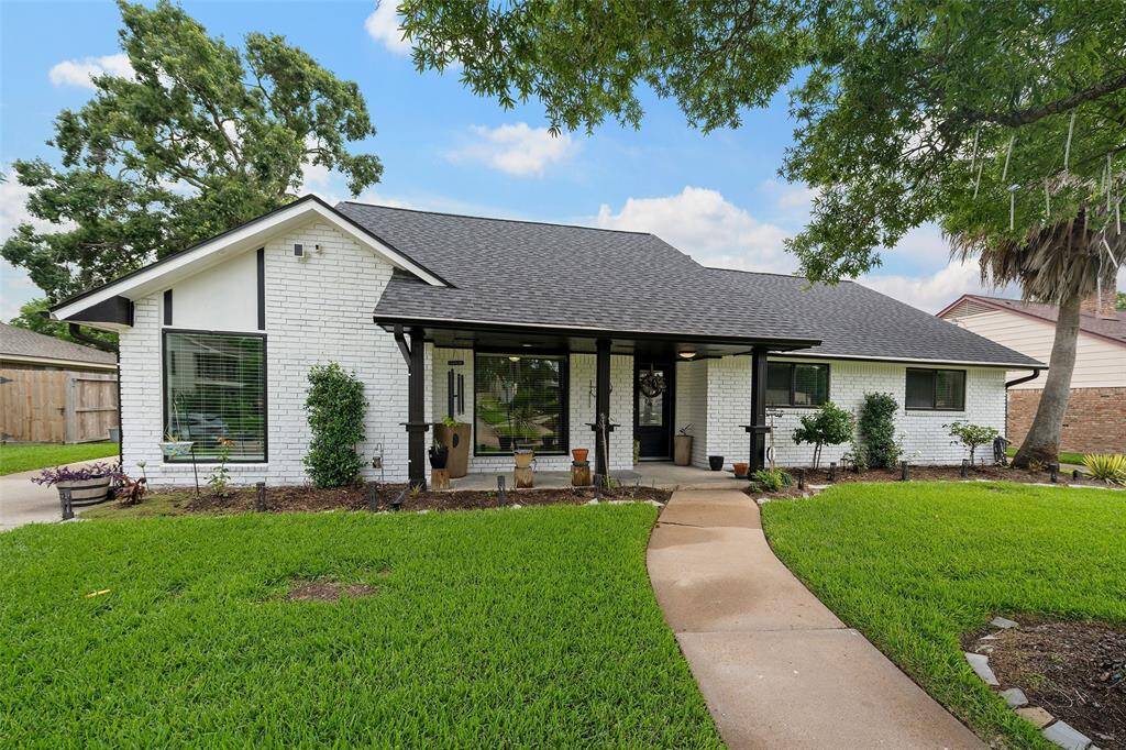 Welcome to your new home! Can't wait to move in.