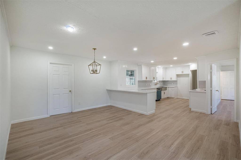 Dining Room/Kitchen