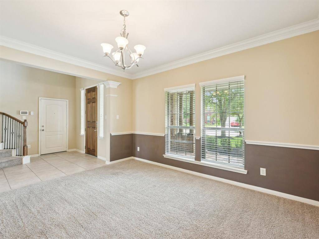 The Formal Dining Room is the place to be for gatherings of those you hold dear!