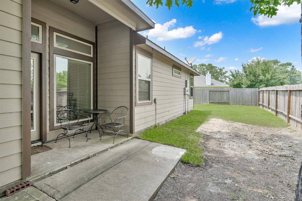 Side Yard Patio