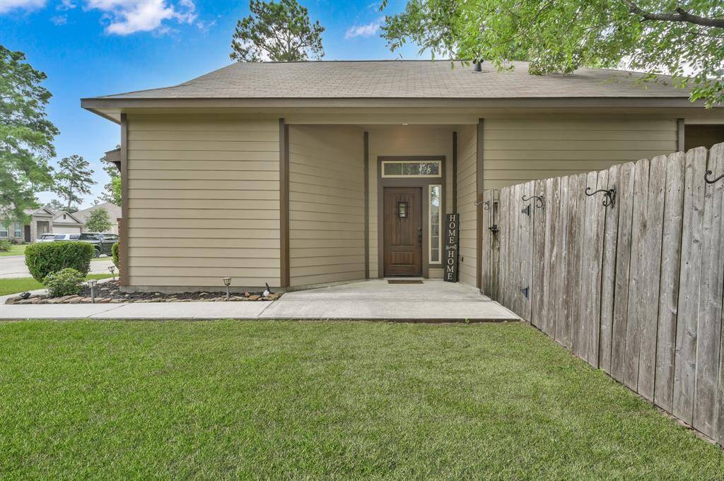 Speak Easy Front Entry