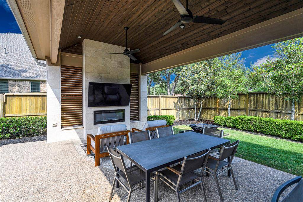 Amazing outdoor seating area