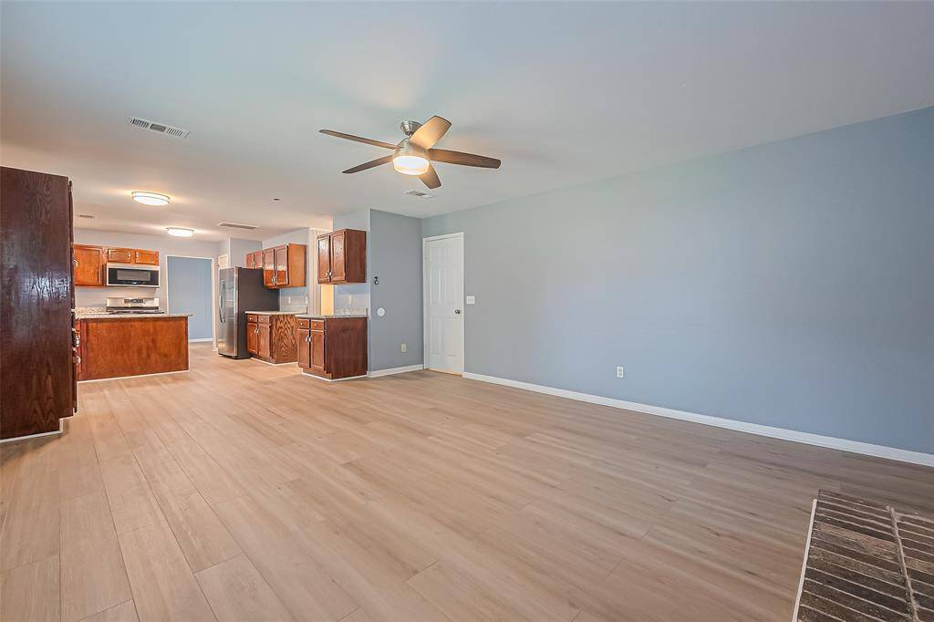 This living area offers so much space.