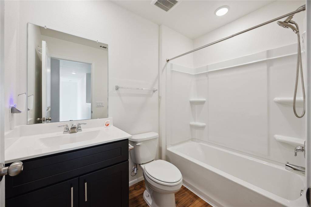 bathroom upstairs
