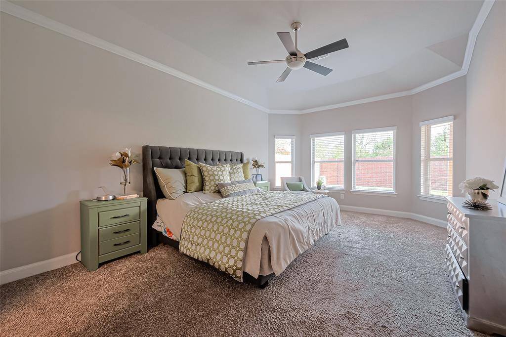 4th BEDROOM WITH ensuite bathroom
