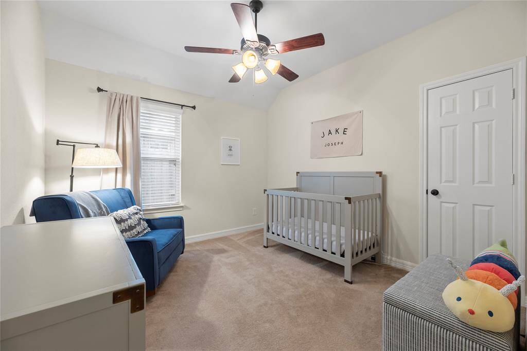 Third bedroom, equally light and bright.