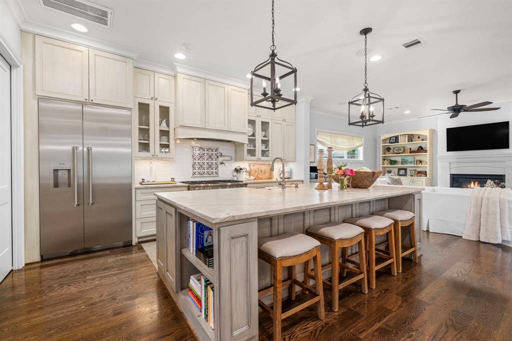 KITCHEN ISLAND - Oversized kitchen island ideal for entertaining and includes so much great storage.