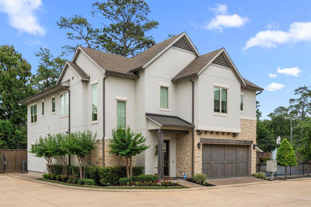 Such a beautiful custom home!