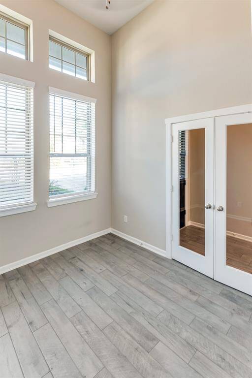Office/Flex Room