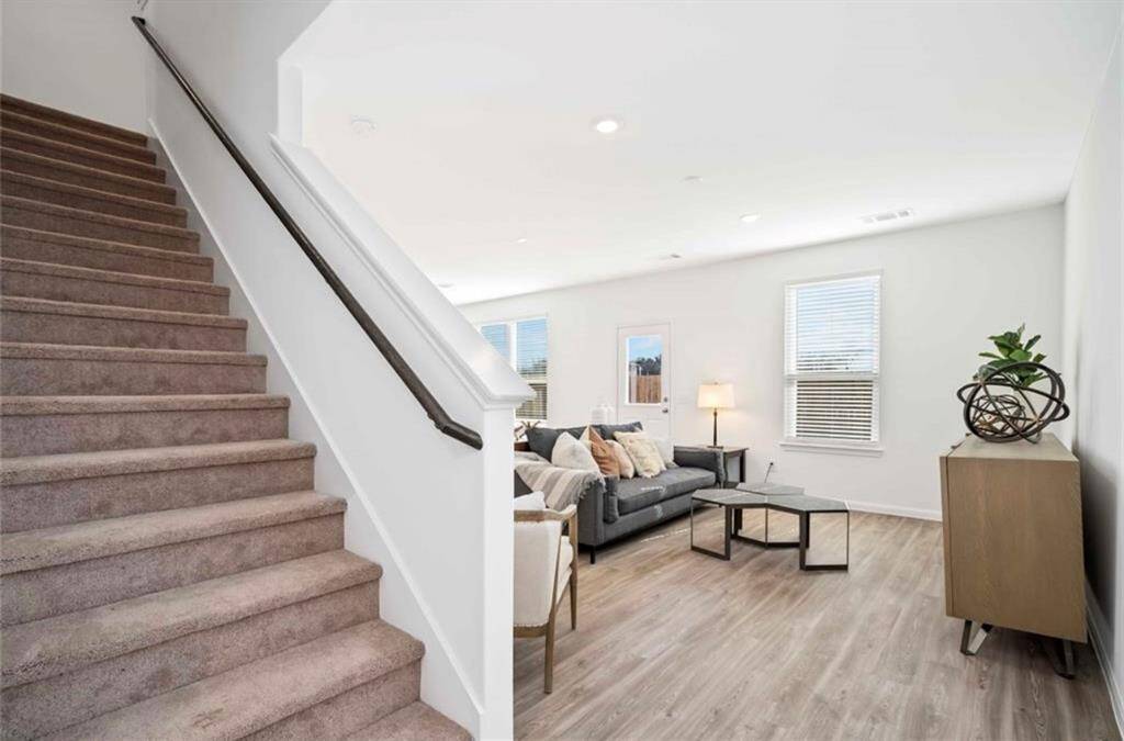 STAIRS ENTRANCE