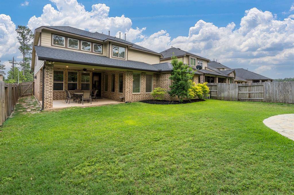 Great sized yard for pets, playset or a future pool.
