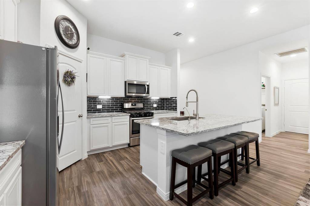 Light and Bright Kitchen open to family room
