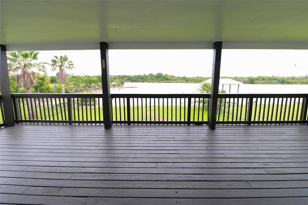 Endless places to relax or entertain.