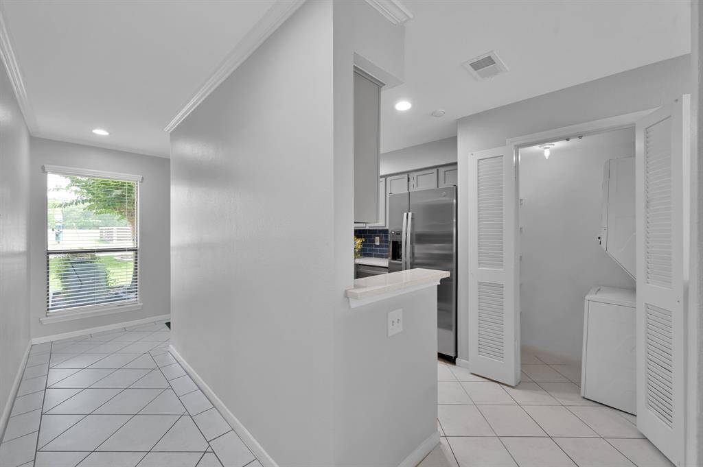 This condo is turn key and ready to go.