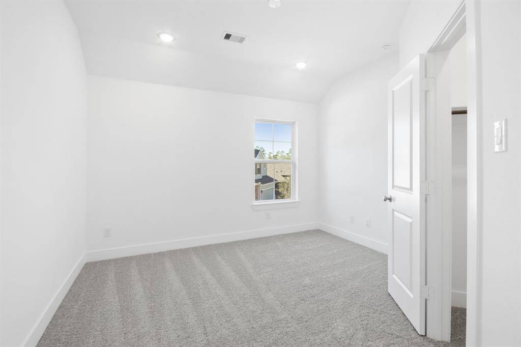 Home is Move in Ready NOW!!!