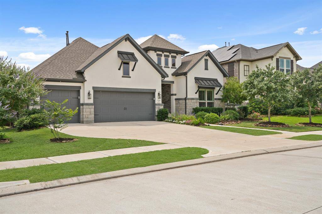 Thank you for viewing our listing. Call today and schedule your private showing.