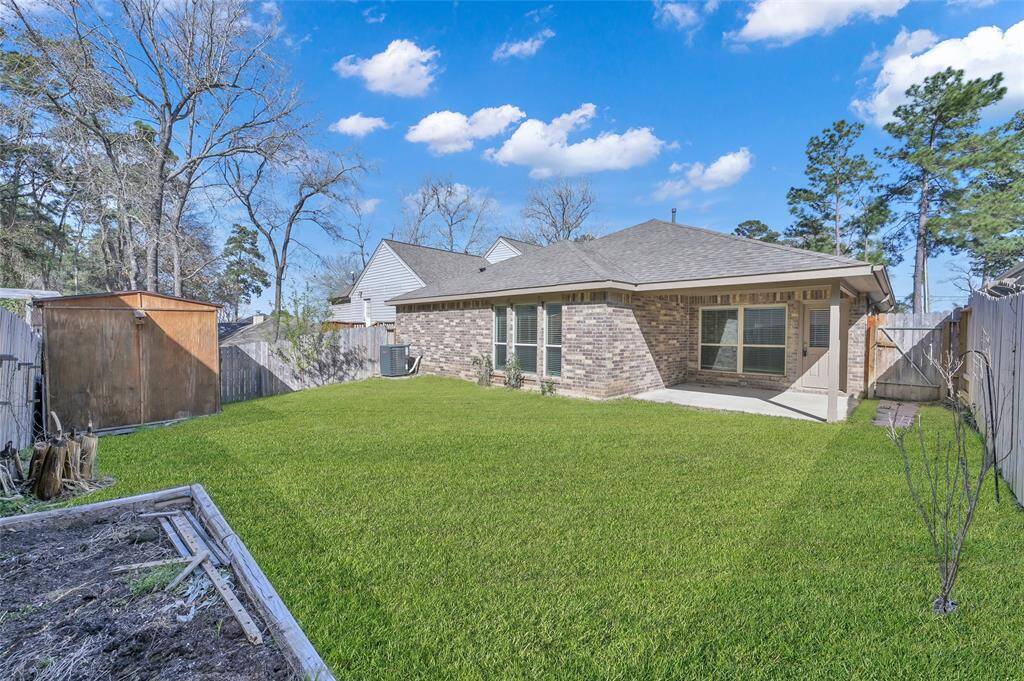 This home has a covered patio, 4 sides brick and a sprinkler system.