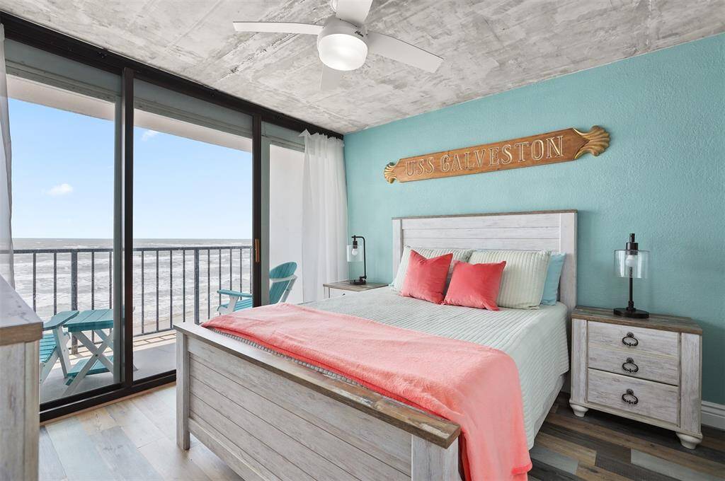 Imagine awaking to views of the sunrise over the Gulf.
