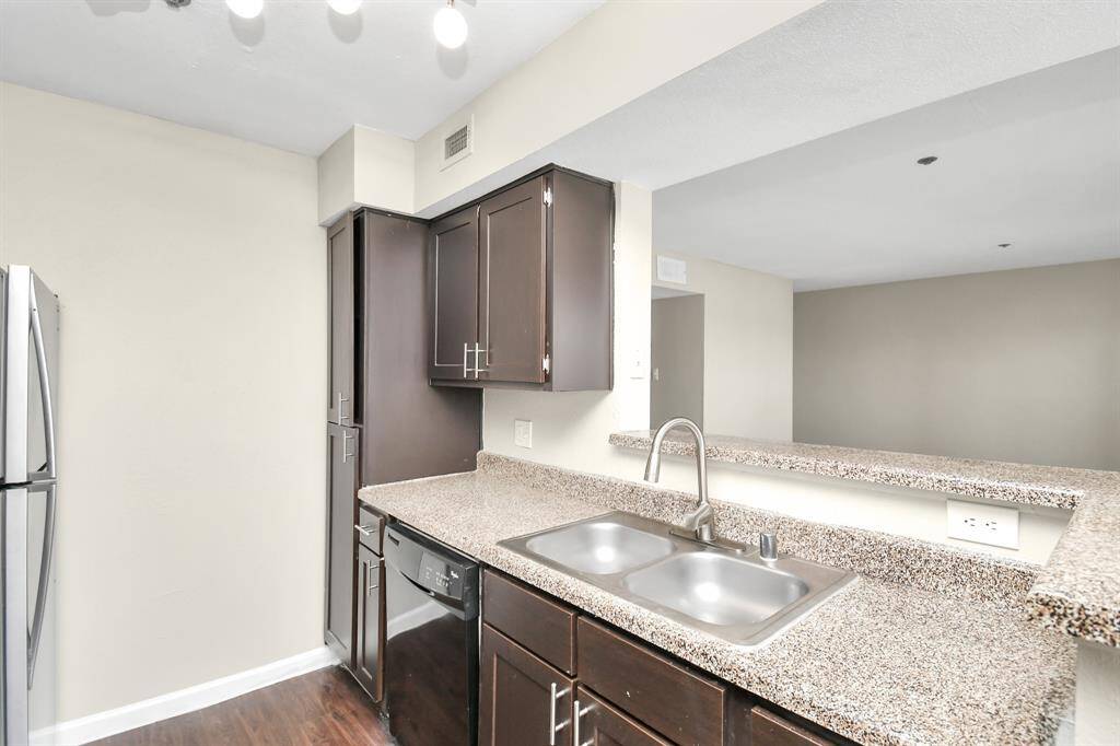 Photos displayed may be of similar apartments or floor plans featuring the same finishes