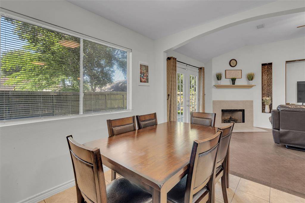 Seamlessly connected to the living space.