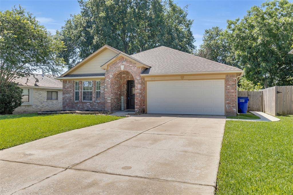 Ample Parking with Spacious Driveway