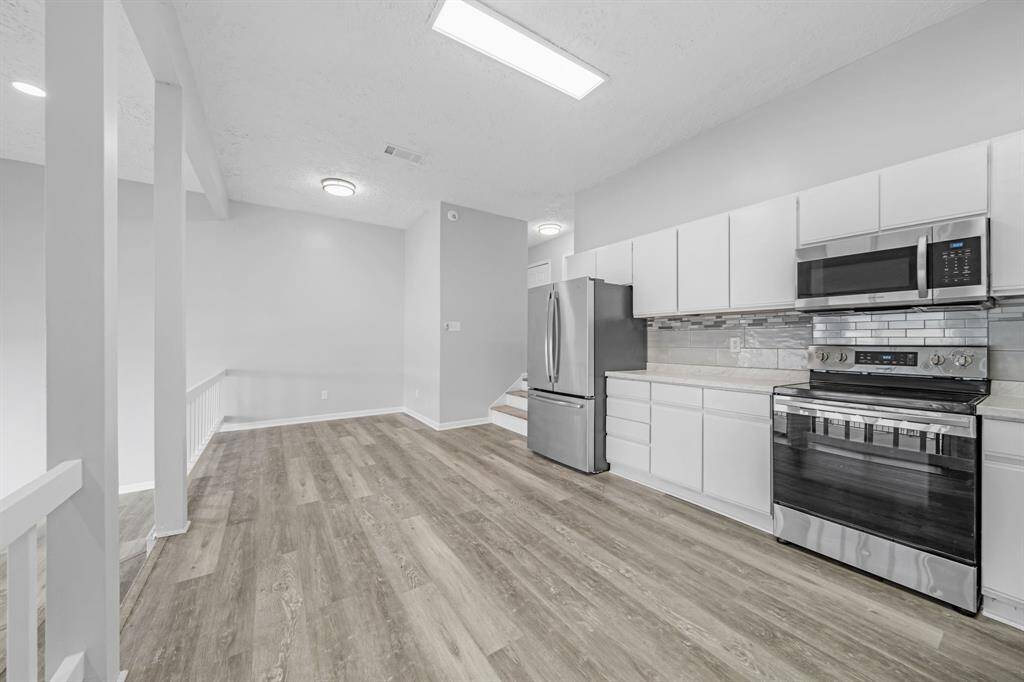 Adjoining dining area located just off the kitchen