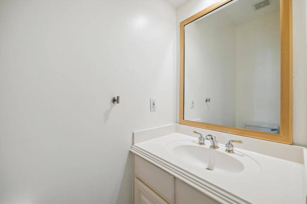 Powder Bath.
