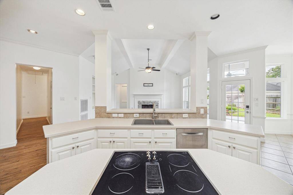 Perfect floorplan for entertaining! Don't miss a minute of action from your Kitchen!