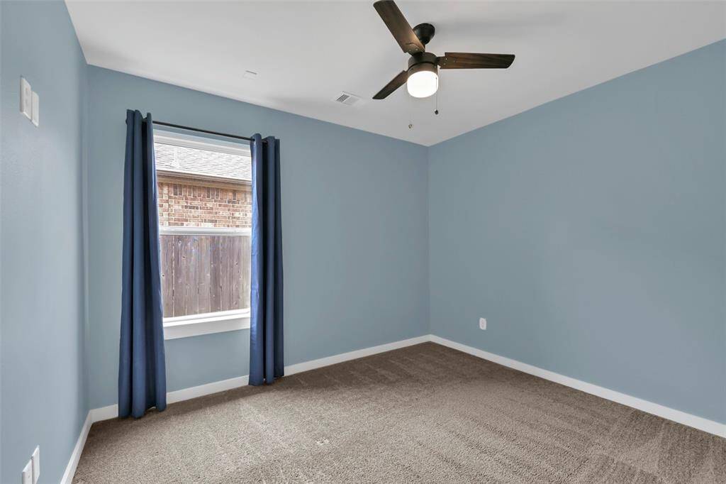 Secondary bedroom