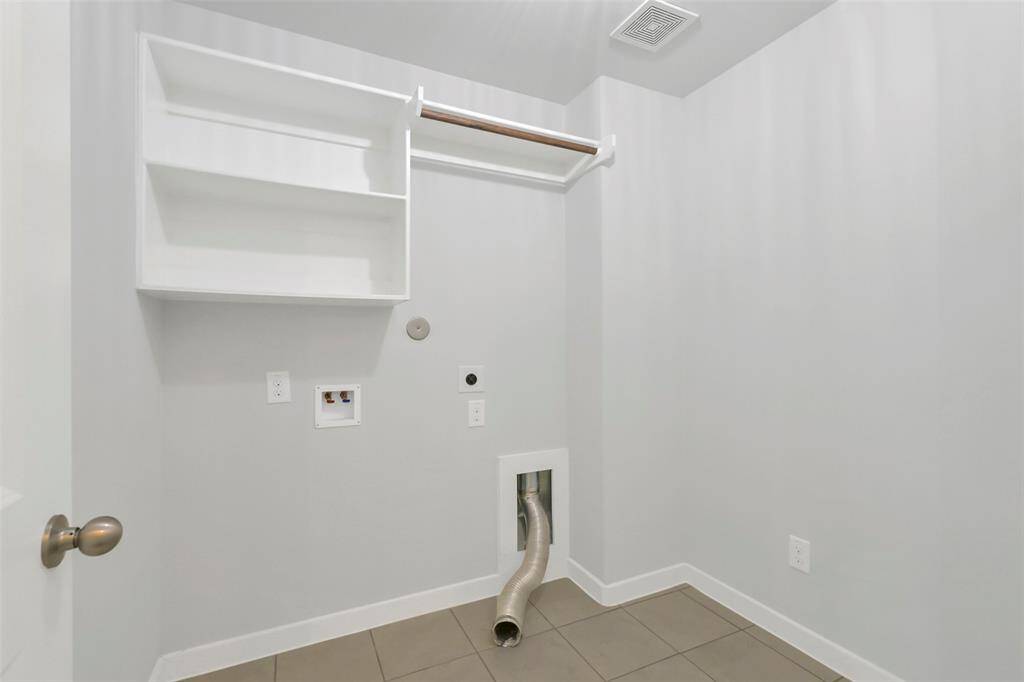 Spacious utility room