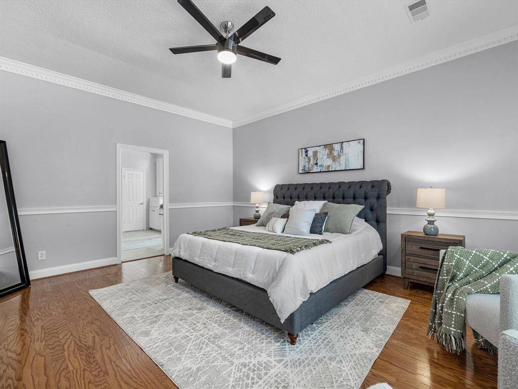 Your 1st floor Primary Oasis.