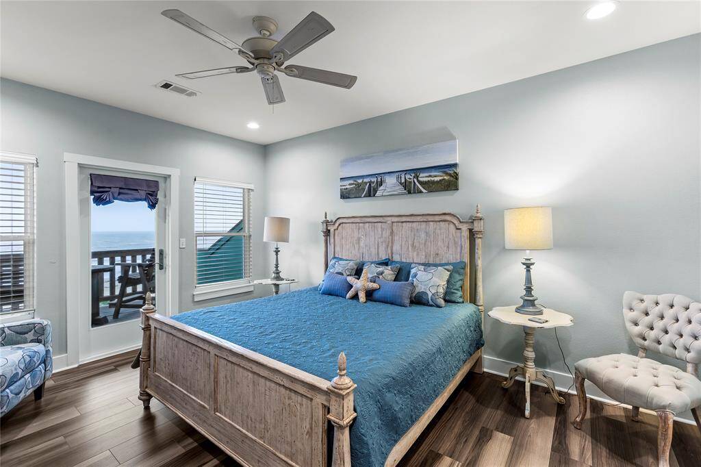 Primary suite with amazing Gulf