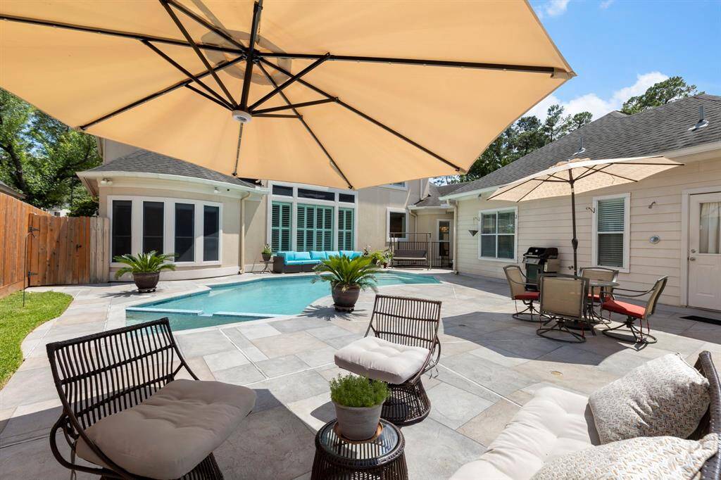 Great space to enjoy the outdoors!