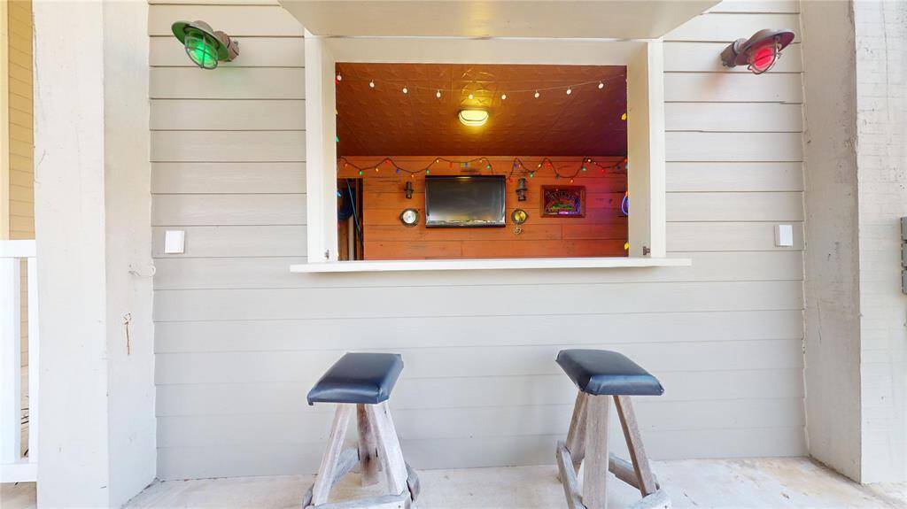 Downstairs built out wet bar!