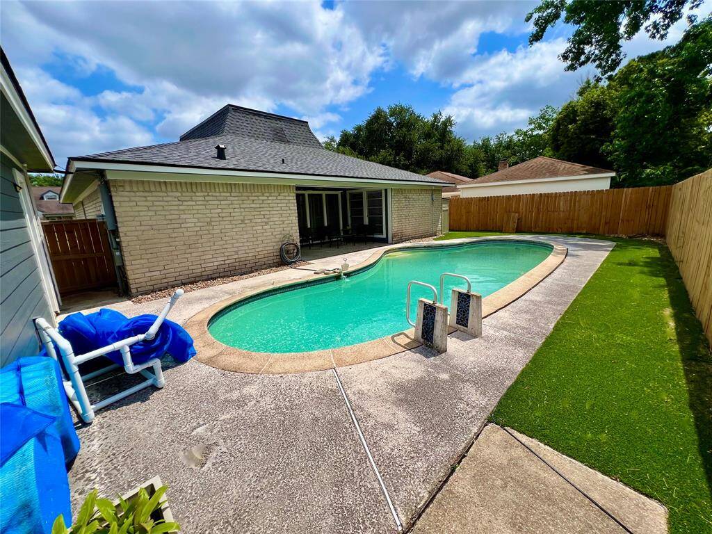 Pool is equipped with "Catch-A-Kid" pool safety cover, which is also handy in the Winter months.