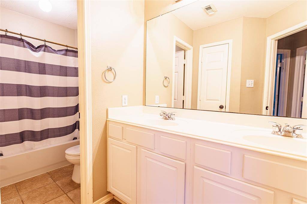 Bathroom #2