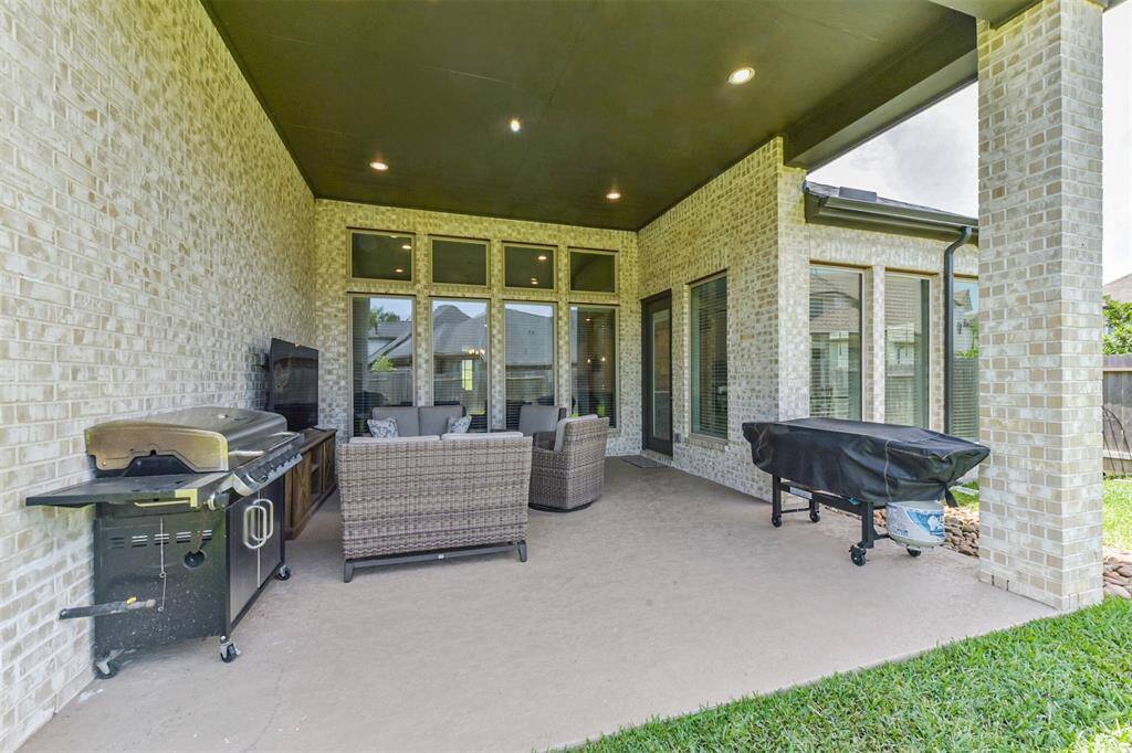 Back Patio with High Overhang