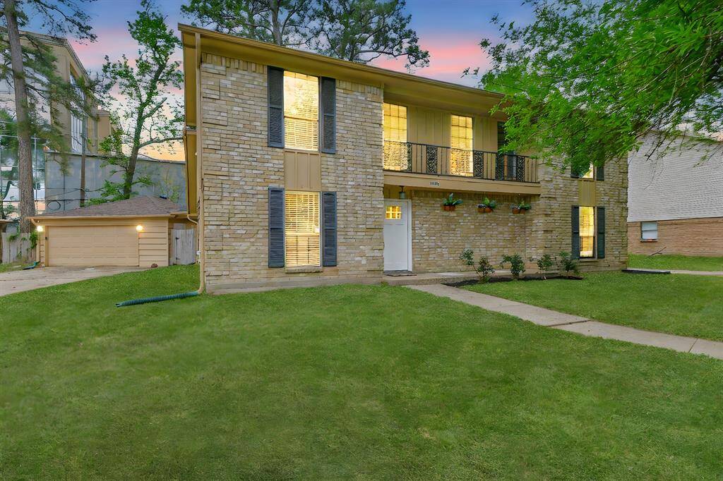 Enjoy this Texas style colonial charm & those Texas sunsets!