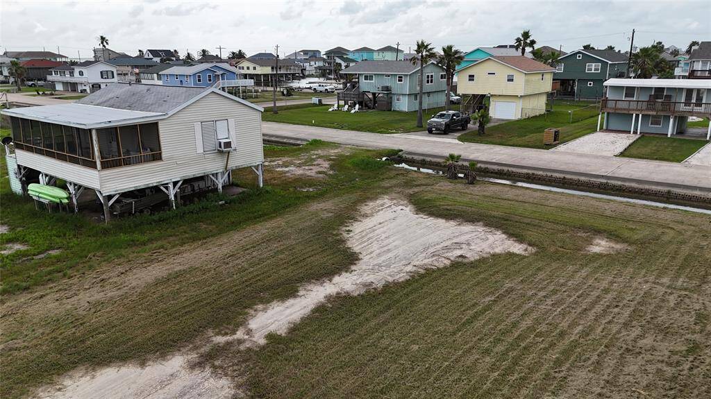 Basin waterviews from your dream house balcony