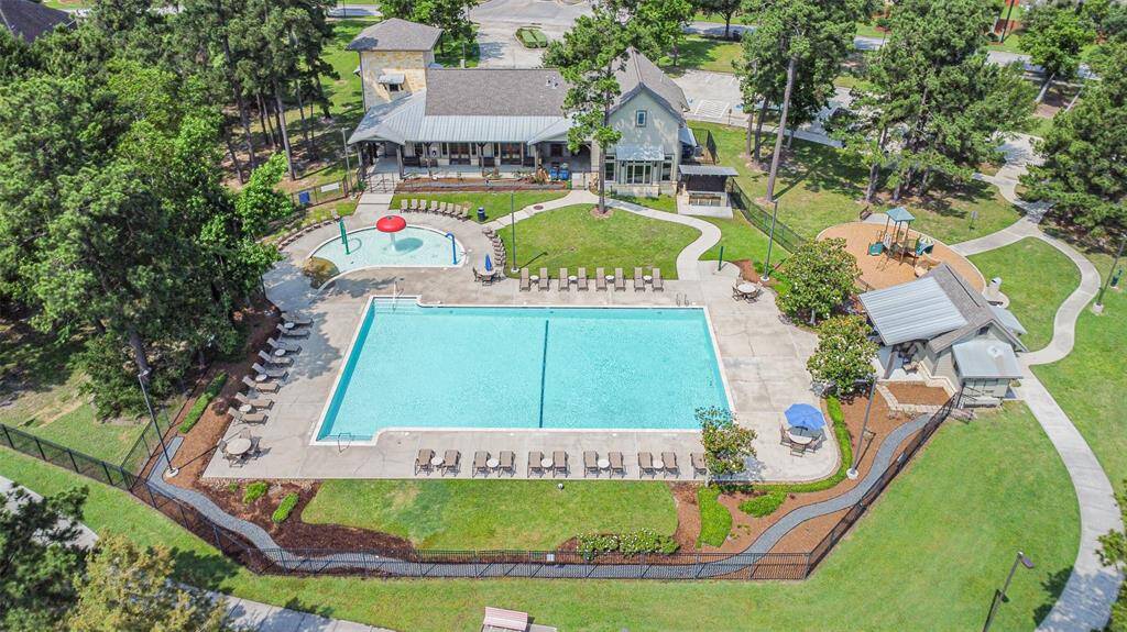 Summer is coming and you'll love the community amenities available to you!