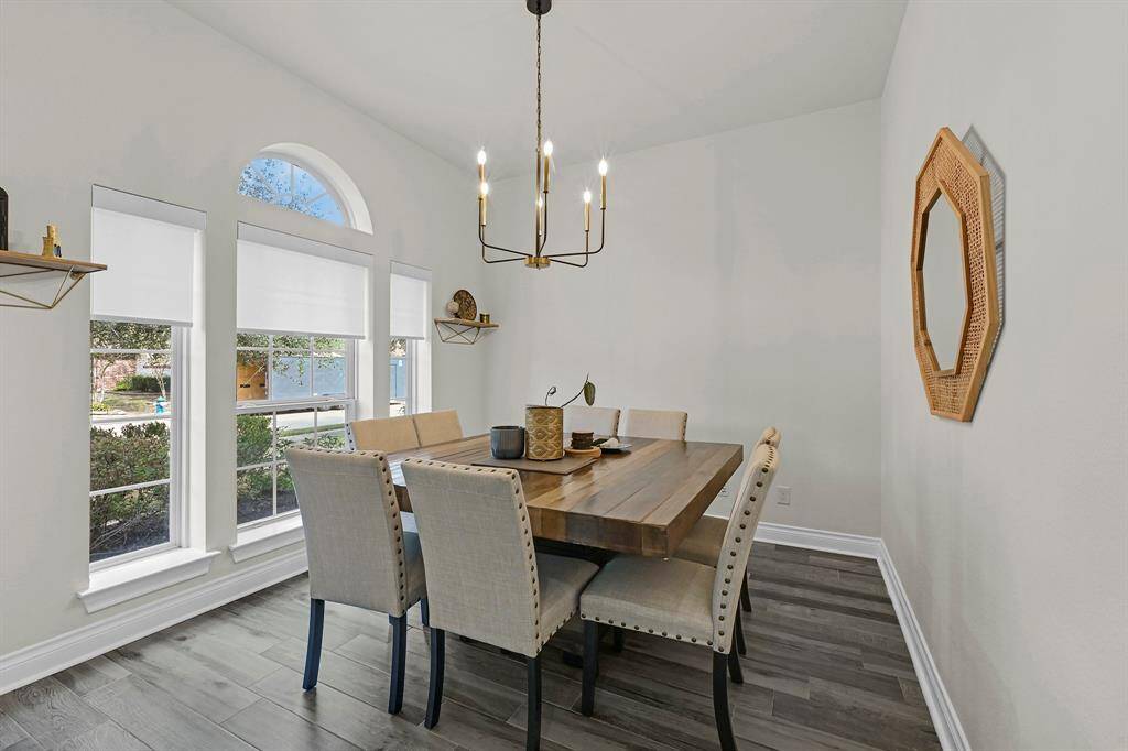 Formal Dining